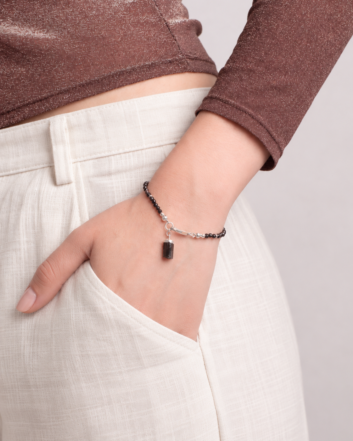 Pulsera de Plata con Turmalina Negra para la protección en Providencia