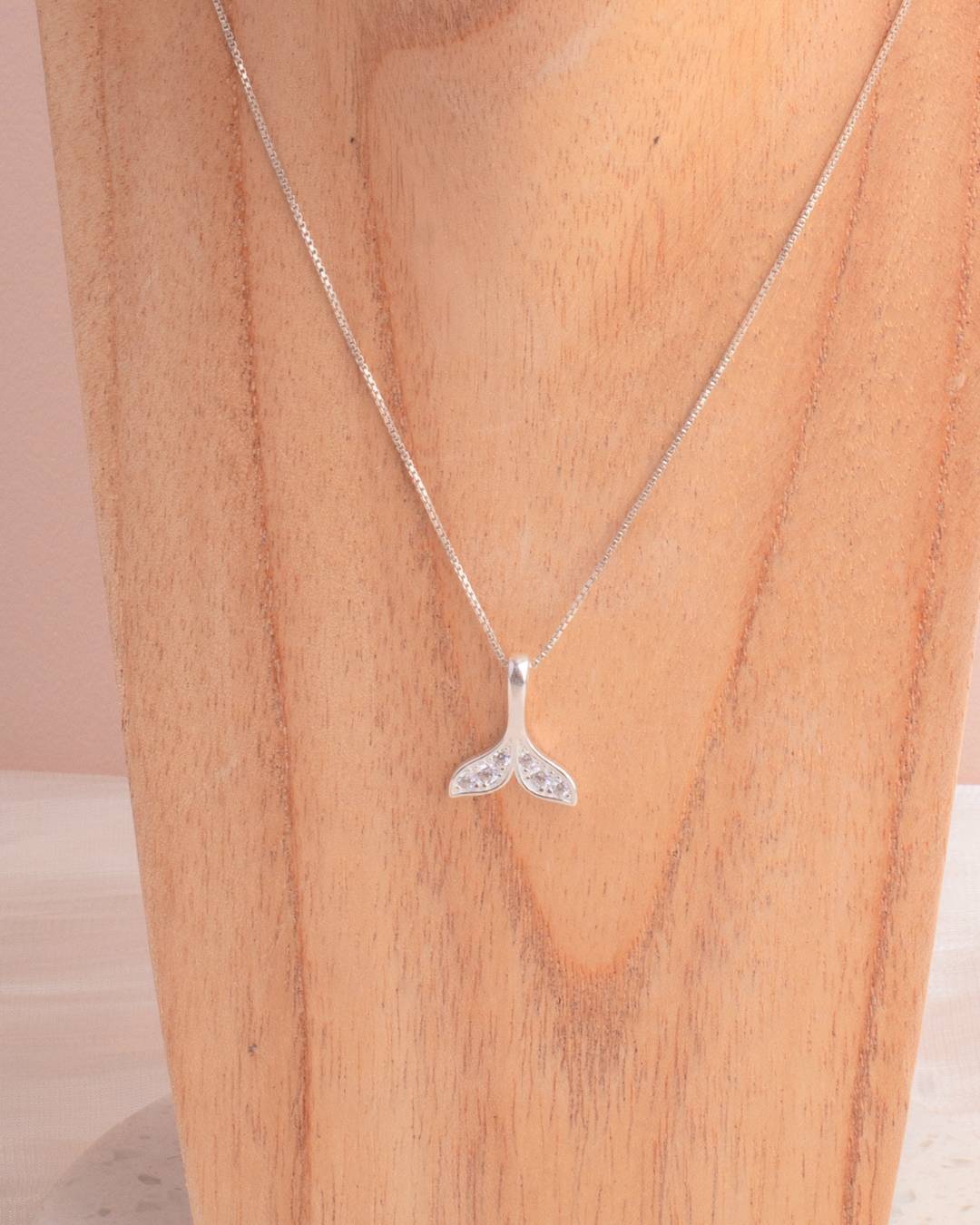 Collar Plata Colita de Ballena